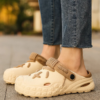 Echo Laced Clogs - Female